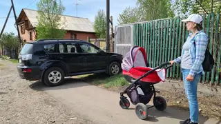 В Красноярске мама с коляской оценила пешеходную доступность Покровки