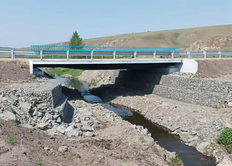 Двенадцать мостов отремонтируют на трассах Красноярского края за год