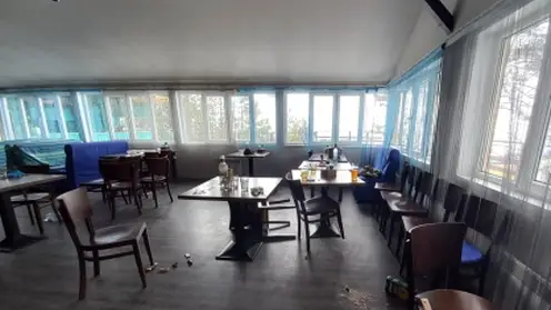 В Новосибирске мужчина в кафе устроил стрельбу из ружья
