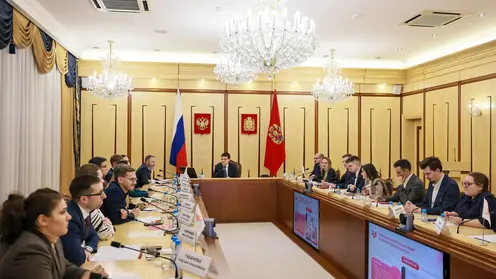 Губернатор Михаил Котюков обсудил с Молодежным правительством Красноярского края итоги работы