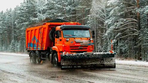 В Красноярском крае автомобилистов просят быть аккуратнее на дорогах в условиях непогоды