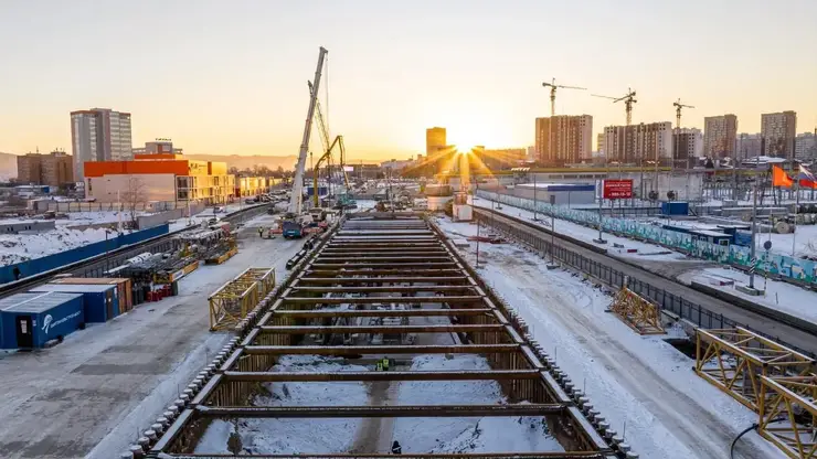 В Красноярске завершилось строительство монтажного котлована на месте будущей станции метро "Улица Шахтёров"